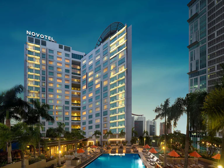 Novotel Manila Araneta City, the summit venue